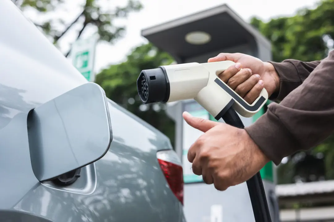 découvrez les meilleures options d'assurance pour votre voiture électrique. protégez votre véhicule tout en bénéficiant de tarifs adaptés et d'une couverture spécifique. comparez les offres et choisissez une assurance qui répond à vos besoins.