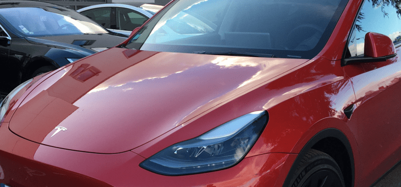 découvrez les dernières informations sur la grève de tesla en suède, les raisons derrière ce mouvement, et son impact sur la production et les employés. restez informé des évolutions de cette situation qui fait la une dans le secteur automobile.
