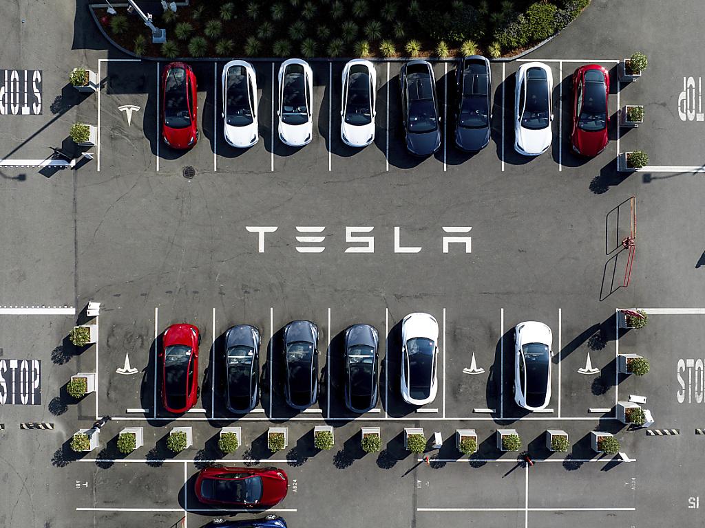 découvrez les enjeux et la résistance face à l'implantation de l'usine tesla en australie. analyse des impacts environnementaux et sociaux, ainsi que des réactions des communautés locales.